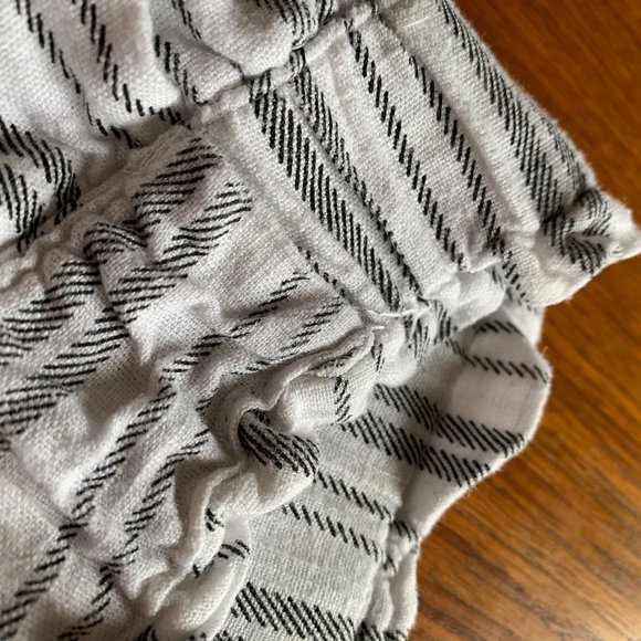 Indigo Rising Striped Shorts (US M) - Picture 11 of 12